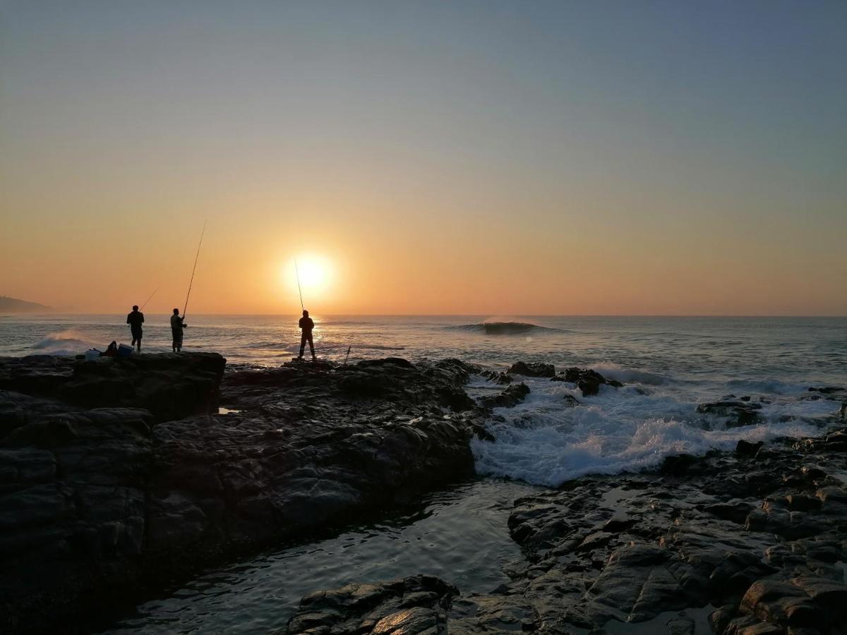 Seaview Apartment Amanzimtoti Exterior photo