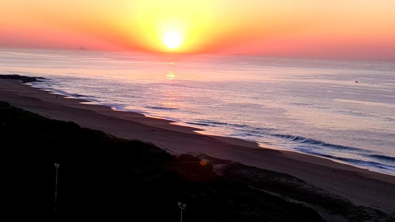 Seaview Apartment Amanzimtoti Exterior photo